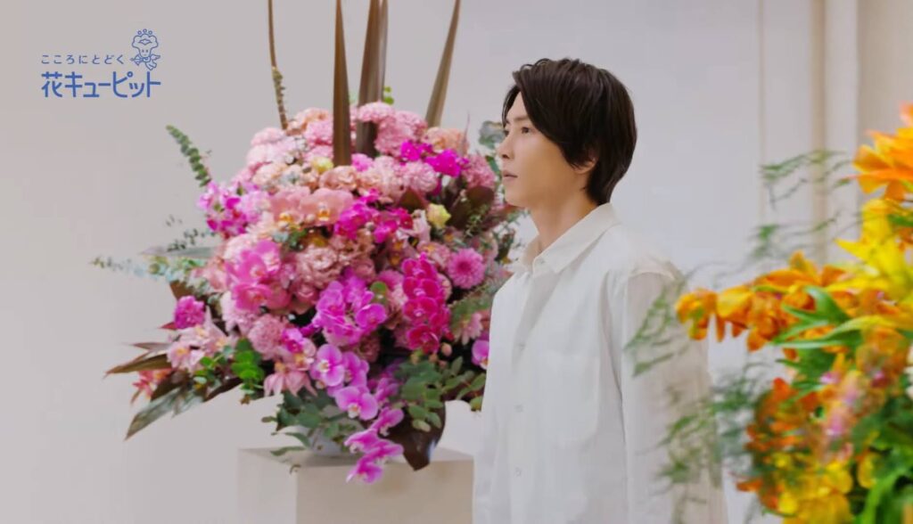 山下智久が母の日に向け「花キューピット」のキャンペーン動画に出演