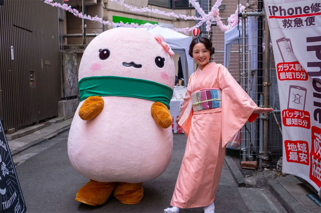 養父市、渋谷。何もかも正反対