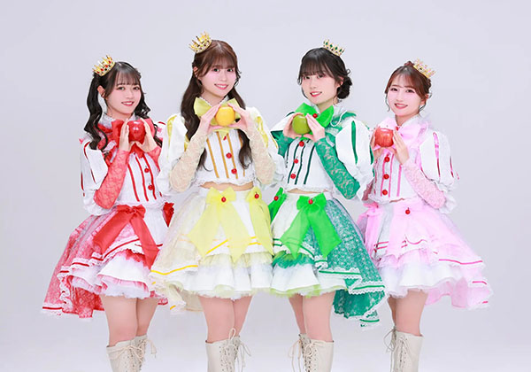 セレモニアルピッチに登場予定の「りんご娘」