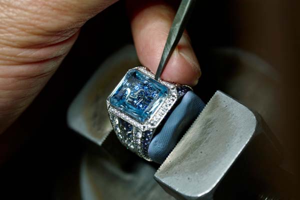 MIKIMOTO